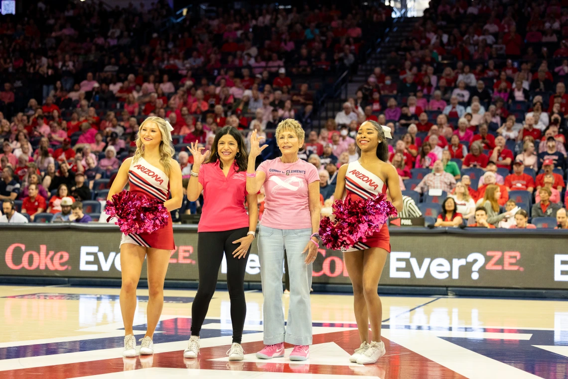 2025 womens bball halfcourt