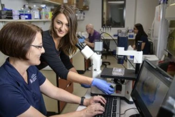 Kirsten Limesand, PhD, Rachel Meyer, Michael Rice, MS, and Wen Yu “Amy” Wong (credit: Kris Hanning, UAHS BioCommunications)