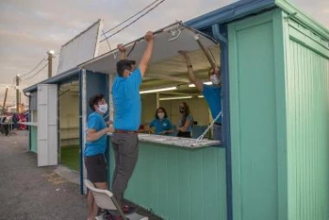 Dr. David Garcia’s ‘Nostros’ team opens up their booth at the Tanque Verde Swap Meet, where they’ve pioneered a unique public health outreach effort among Hispanic/LatinX people in Tucson for participation in a number of studies.