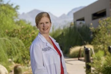 As Reinartz’s clinical science mentor, Julie Bauman, MD, provides training on the clinical care of cancer patients.